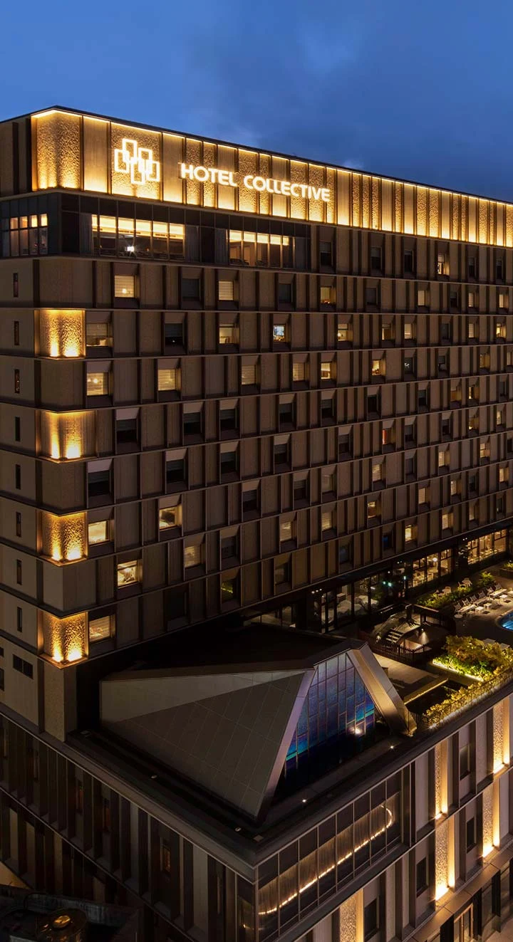 โรงแรม COLLECTIVE นาฮะ โอโมเตะซันโดะ ภายนอก เหมาะสำหรับการเดินทางของพี่น้องชิโรอิชิในโอกินาว่า โดยมีห้องพักแบบเตียงคู่สองห้อง