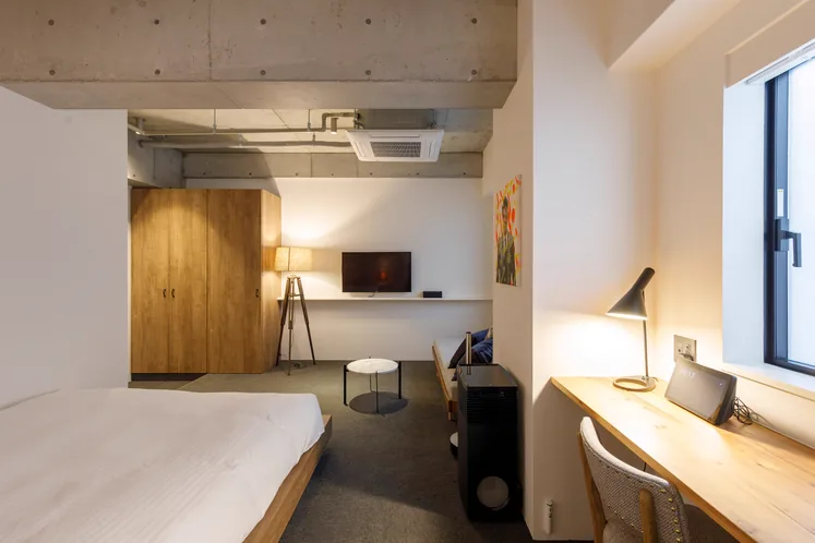 ตัวอย่างห้องพักและพื้นที่เตียงของ Hotel Mei Fukuoka Tenjin