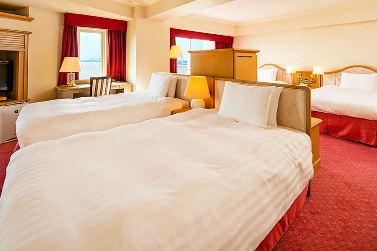 ห้องพัก Grand Nikko Tokyo Bay Maihama Deluxe Family Room ที่มีเตียงคงที่ 4 เตียง