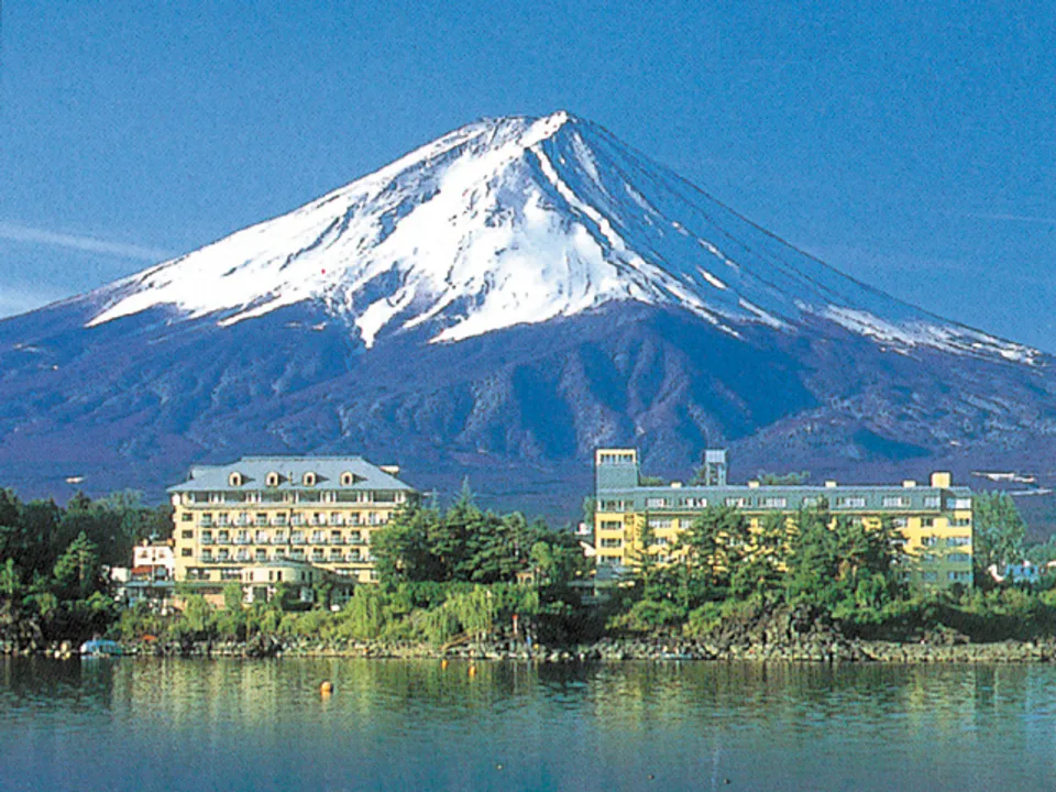 ที่พักริม Lake Kawaguchi ควรเลือกจากทิศห้อง การรับส่งและกิจกรรมที่ใช้ได้แม้ฟูจิถูกเมฆบัง