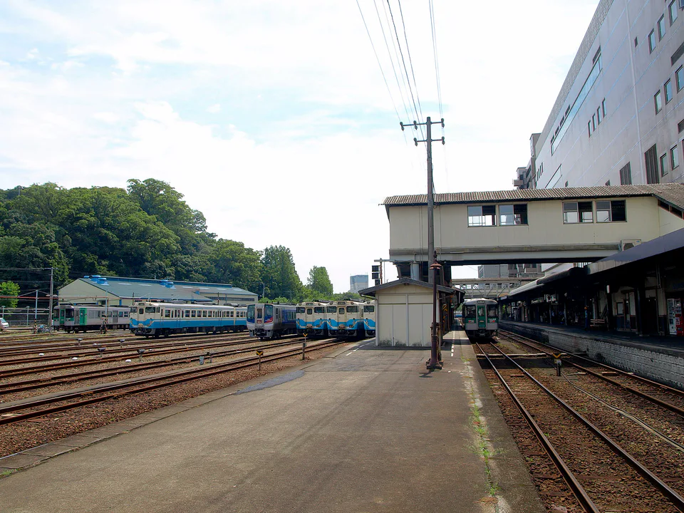 JR Tokushima Station จุดอ้างอิงสำหรับเดินไปพื้นที่จัดงาน Tokushima Awa Odori