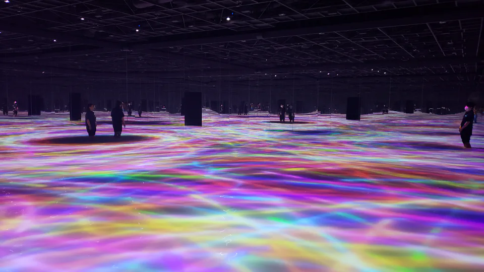 teamLab Borderless vs Planets 2026|ถ้าเลือกได้แค่แห่งเดียว ควรเลือกจากเส้นทาง เวลา และข้อจำกัดของร่างกาย