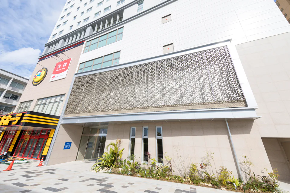 Tokyu Stay Okinawa Naha ภายนอก, เข้าที่พักนานา 3 คืน เปรียบเทียบห้องพักที่มีเครื่องซักผ้าอบแห้งและครัวขนาดเล็ก