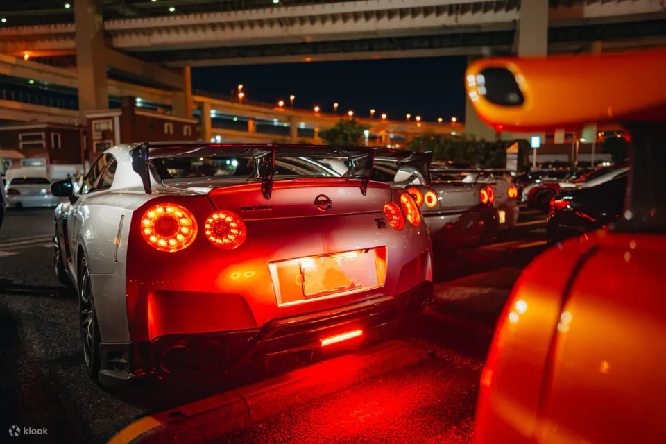 ประสบการณ์กลุ่มรถ GT-R ในงานรวมตัว JDM VIP ที่โตเกียว ราคาของรถในกลุ่มเฉพาะหลักๆ อยู่ที่การควบคุมรุ่นรถและความเป็นส่วนตัว ไม่ได้รับประกันว่าในคืนนั้นจะมีรถหรูมากขึ้นเสมอไป