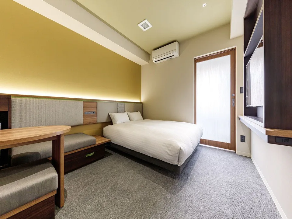 ห้องพัก Nishitetsu Hotel CROOM Hakata Gion ที่พักราคาประหยัดในฟุกุโอกะ ห้องพักหลายคนและสิ่งอำนวยความสะดวกที่เลือกได้