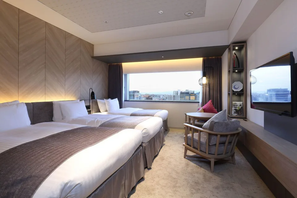 โรงแรม Solaria Nishitetsu Hotel Fukuoka ห้องพักและหลังคาคอนเสิร์ต PayPay Dome หลังเสร็จสิ้นคอนเสิร์ตในเทนจิน
