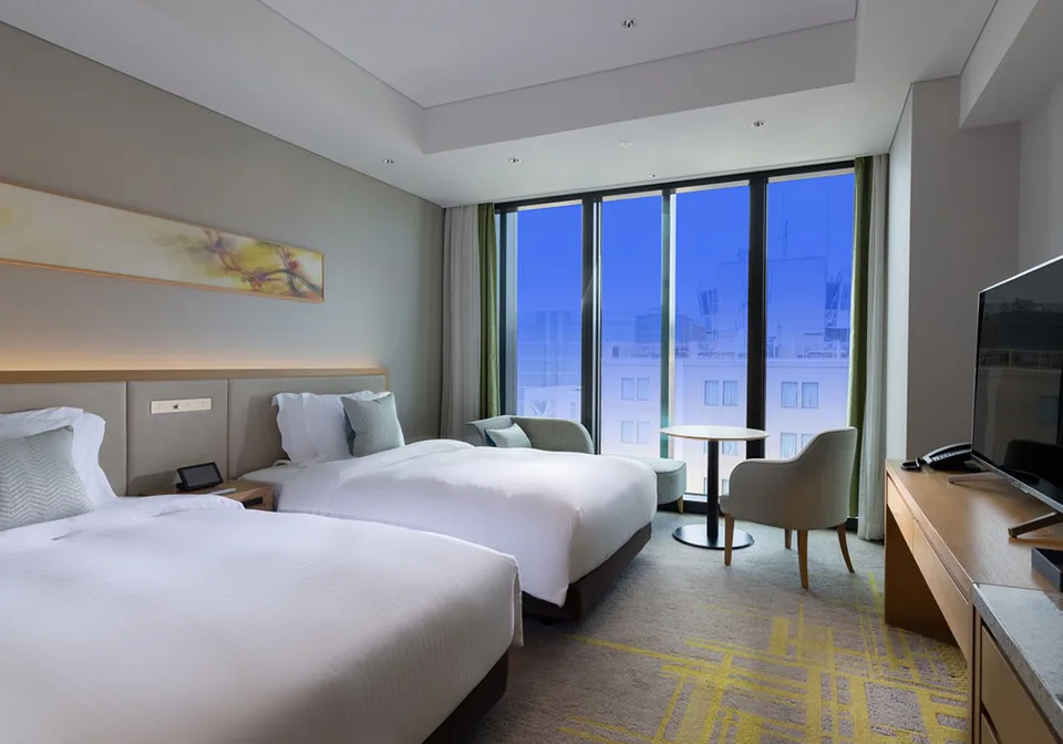 Miyako Hotel Hakata กับตัวเลือกที่พักใกล้สถานีโบโดะในภาพจริง