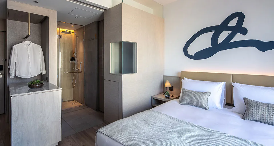พื้นที่ห้องน้ำของ Zentis Osaka ซึ่งควรเทียบ Studio แบบ shower กับ Corner Studio ที่มีอ่างอาบน้ำ