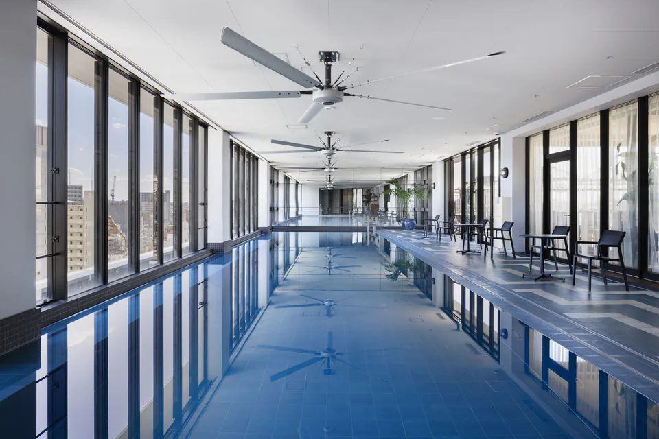 Southwest Grand Hotel โอกินาว่ามีบ่อน้ำร้อนและพื้นที่พักผ่อนขนาดใหญ่