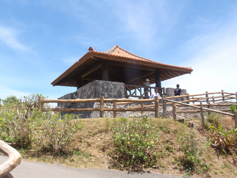 จุดชมวิวทาคิซากิบนเกาะอิชิกากิ หลังจากรวมจุดชมวิวฝั่งตะวันออกและฝั่งเหนือแล้ว เวลาที่เช่ารถควรคำนวณตามเส้นทางจริง ไม่ใช่ตามจำนวนจุดชมวิว