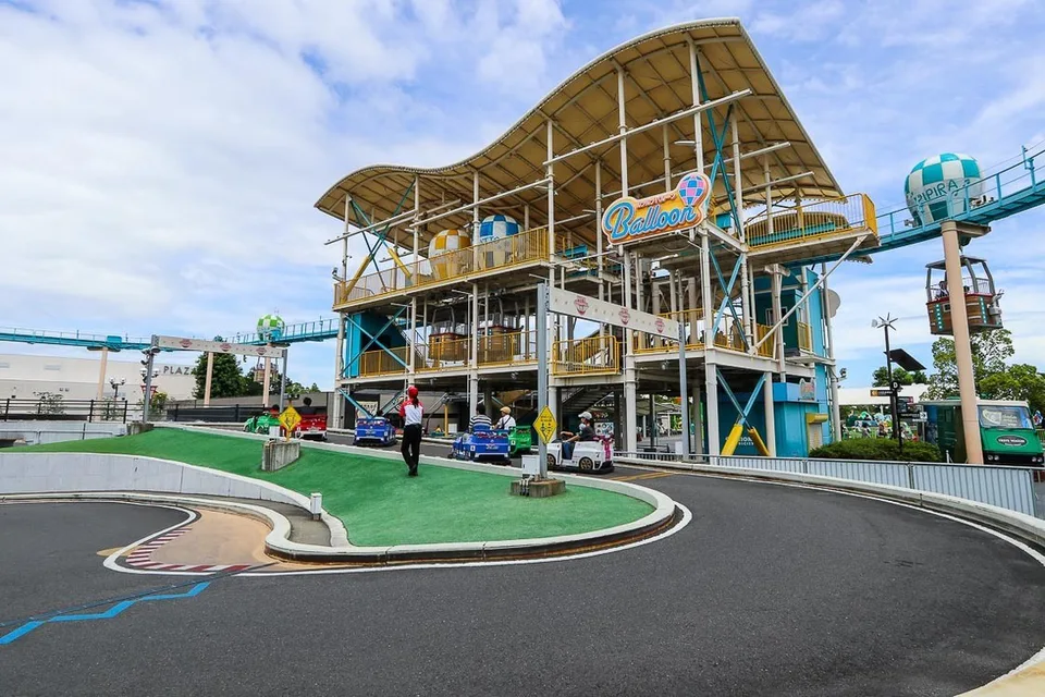 บรรยากาศพื้นที่ครอบครัวและสนามแข่งภายใน Suzuka Circuit Park